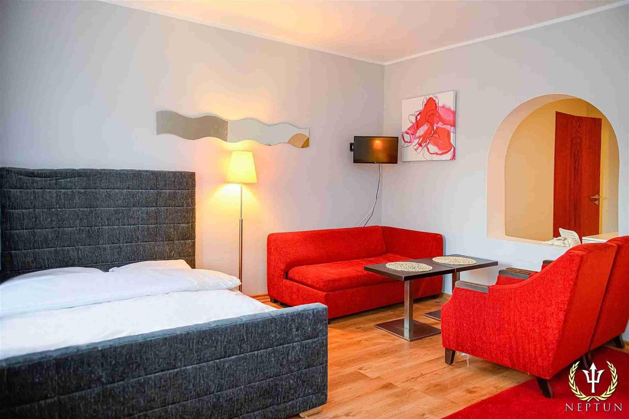Hotel Neptun Jastrzębia Góra Buitenkant foto